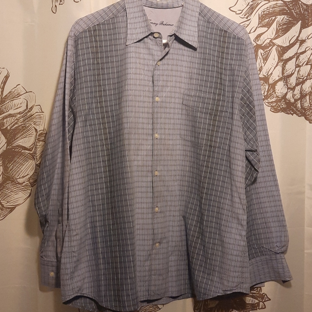 Tommy Bahama lavender silk dress shirt - Picture 1 of 8